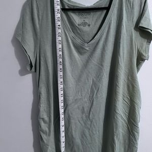A:glow maternity sage green tee